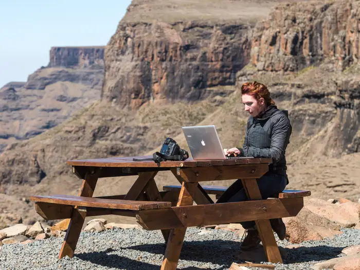 How Remote Work Is Changing Daily Life in the USA (Work, Home & Balance)