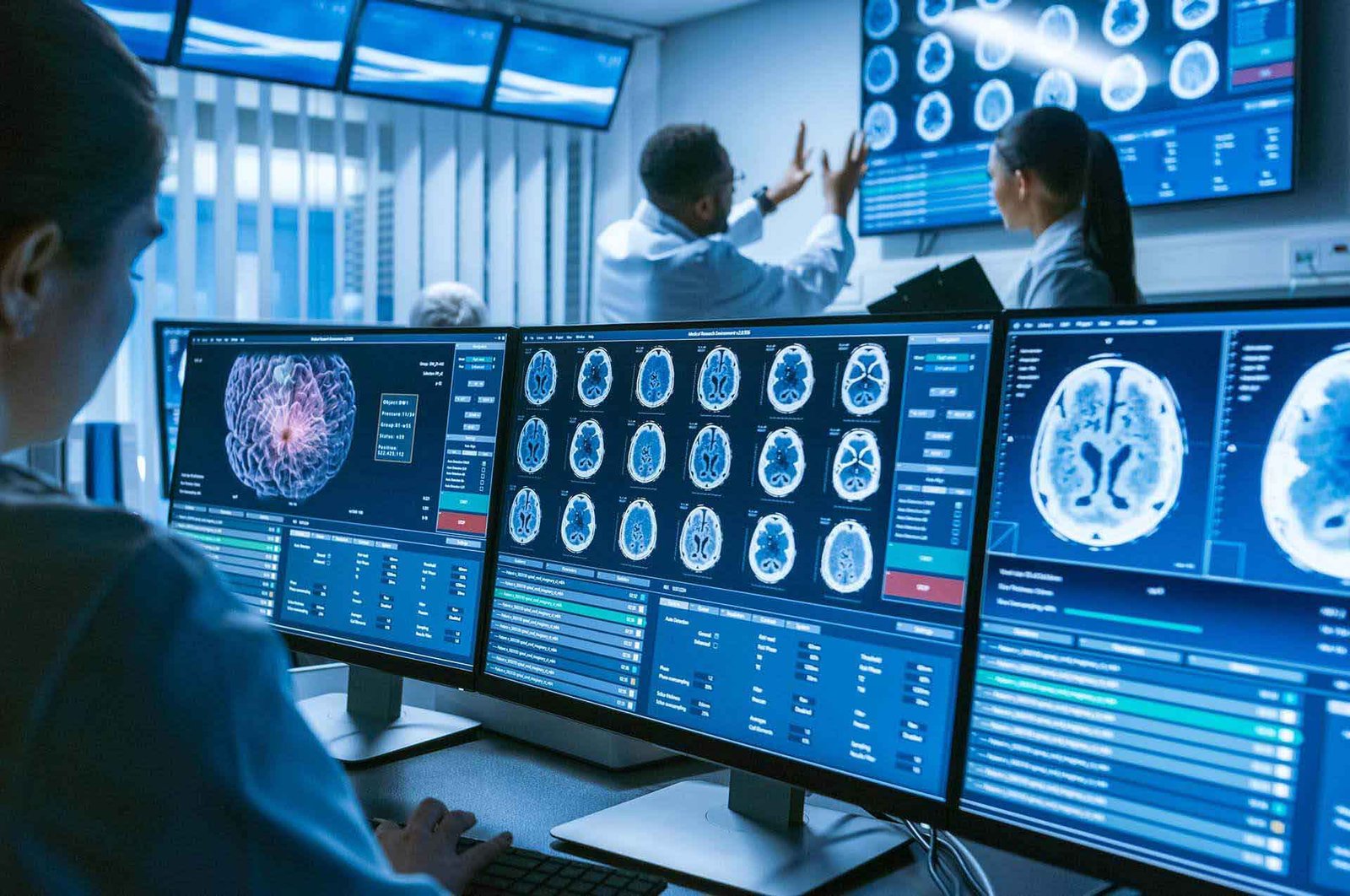How AI Is Transforming Medical Research in the USA (Breakthroughs Explained)